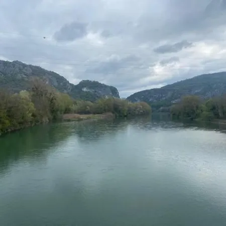 Au Chateau Saint Blaise Virignin