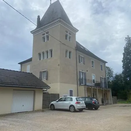 Au Chateau Saint Blaise Virignin